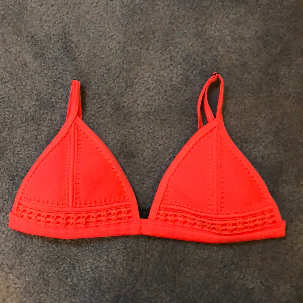 Triangl Swimsuit Top/Size: Small++